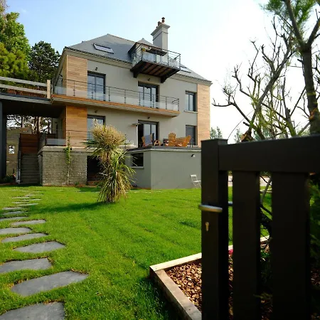 Le Beaupre Loft Vue Imprenable Apartment